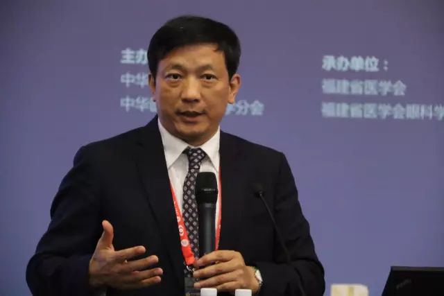 9月15日下午，在 22次全国眼科学术大会上，中国眼科医师“明日之星”计划在福州海峡环球会展中心正式启动，数 名中外眼科专家在现场及通过视频直播共同见证。4.jpg