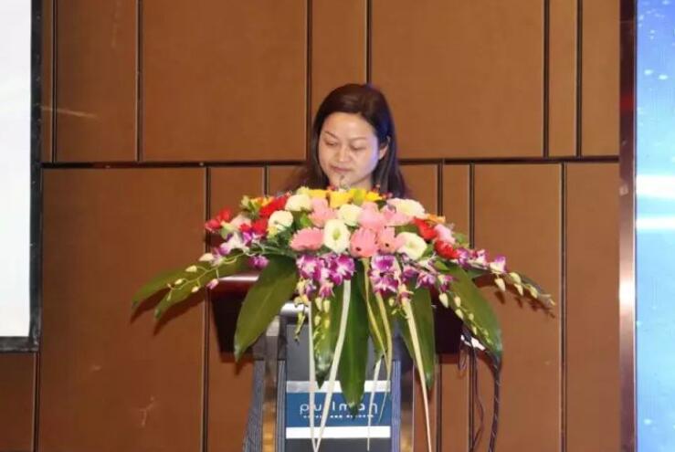 10月21日，由厦门大学附属厦门眼科中心主办的 五届福建省斜视弱视及儿童眼病防治学习班在厦门如期举行。来自全国各地200多名眼科专家同行出席了学习班，并围绕斜视、弱视及儿童眼病的基础与临床研究展开交流和探讨。.jpg