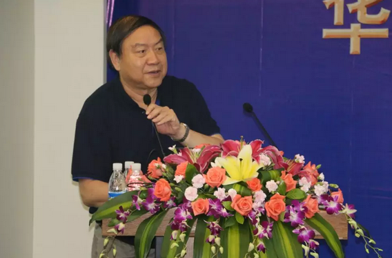 华厦眼科小儿斜弱视赵堪兴教授.png
