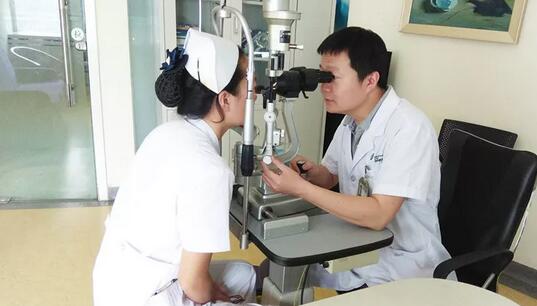 医者仁术也，博爱之心也——华厦眼科医院近视手术专家蔡磊林副院长3.jpg