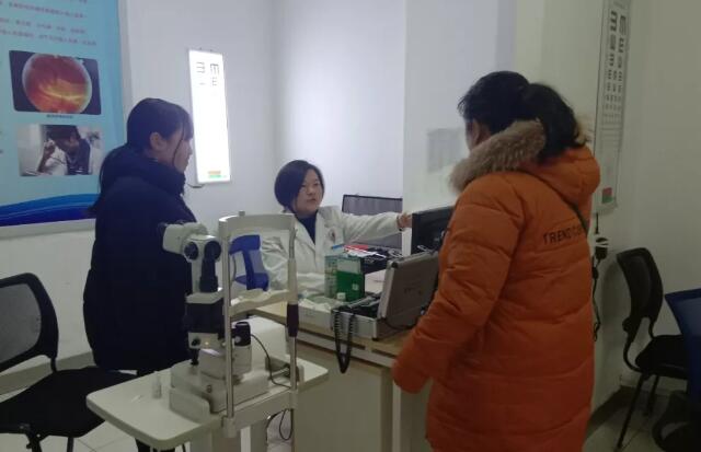 宜昌华厦眼科医院严宏主任：寒假近视要注意这些2.jpg