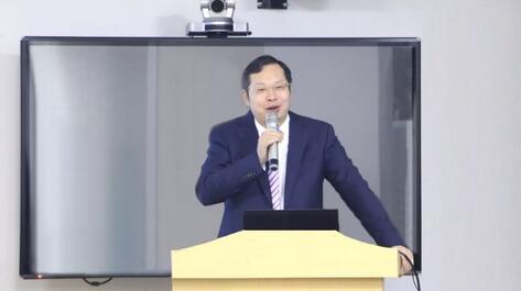 继续狠抓医疗质量和医疗安全，做好“健康卫士、光明使者”——2019年华厦眼科医院集团院长会议在厦举行3.jpg