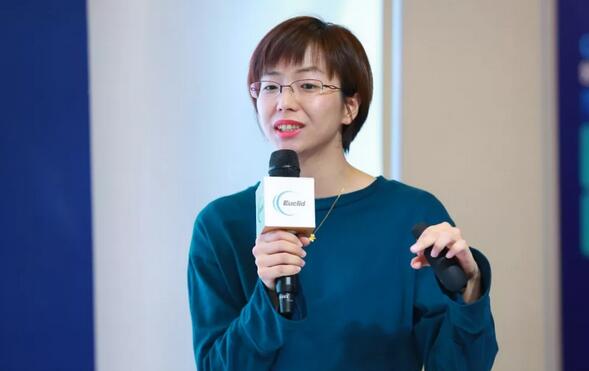 华厦眼科专家团受邀亮相第十九届环球眼科学学术会议暨第十九届环球视光学学术会议（COOC 2019）12.jpg