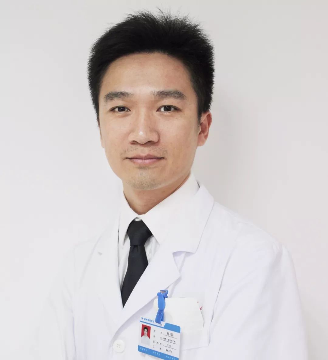 黄斑变性、糖网病和病理性近视？本周六福州眼科医院肖韬副主任一*次讲清楚1.jpg