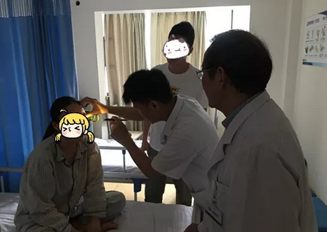 成都华厦眼科罗清礼院长为四处求医未果的河南眼眶肿瘤患者手术1.png