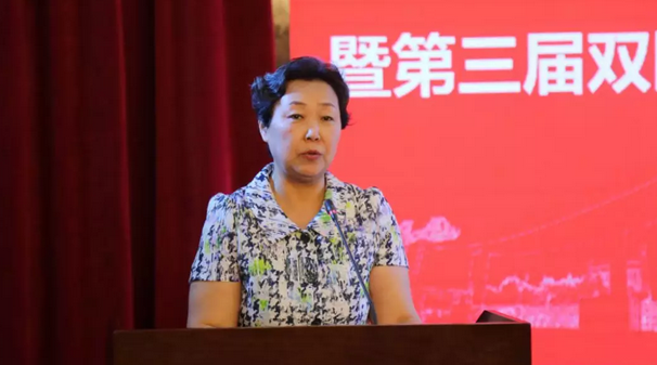 华厦眼科校企合作再结硕果!6月11日，天津职业大学华厦眼视光学院(以下简称华厦眼视光学院)揭牌仪式在天津职业大学举行。此前1天，华厦眼视光学院理事会召开，审议通过了理事会组成人员，以及学院章程、学院管理层候选人4.png