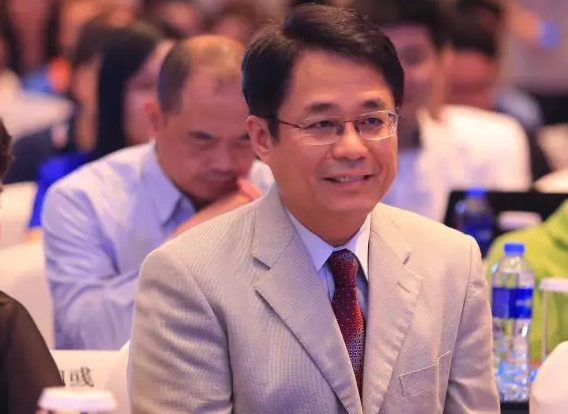 厦门眼科中心第七次举办海峡眼科论坛·2019白内障及角膜病高峰论坛 华厦眼科与海峡两岸眼科“大咖”厦门“论剑”7.png