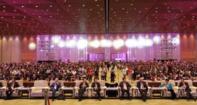 为光明中国护航，向70华诞献礼——华厦之光闪耀2019全国眼科年会1.jpg