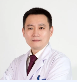 白内障如何医治？青岛华厦眼科医院陈国民副院长来解答！3.png