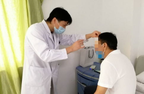 三焦点无极变焦人工晶体，白内障人群该怎么选3.png
