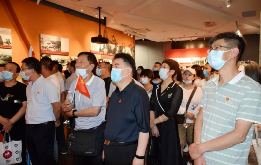 华厦眼科党委开展系列红色主题活动7.png