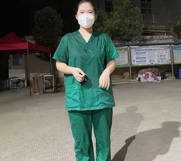 华厦眼科白衣英雄战“疫”背后的暖心故事8.png