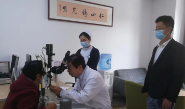 眼科博士徐惠民凭啥能有那么多“铁杆粉丝”...... —— 一位郑州华厦眼科医生的真实故事之三3.png