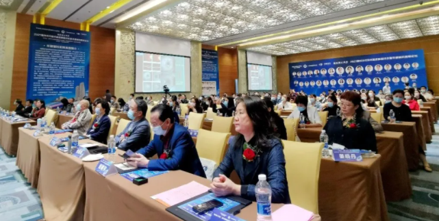 粤港澳大湾区2021年眼科诊疗技术新进展研讨会暨华厦眼科高峰论坛圆满落幕，两岸三地学者互学互动，共建健康湾区！2.png