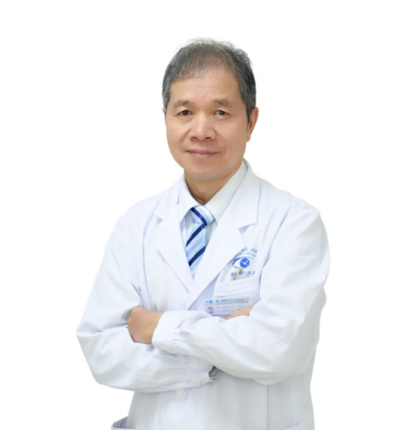 华厦眼科医生·医声罗添场：只要病人需要我，我就不退休1.png