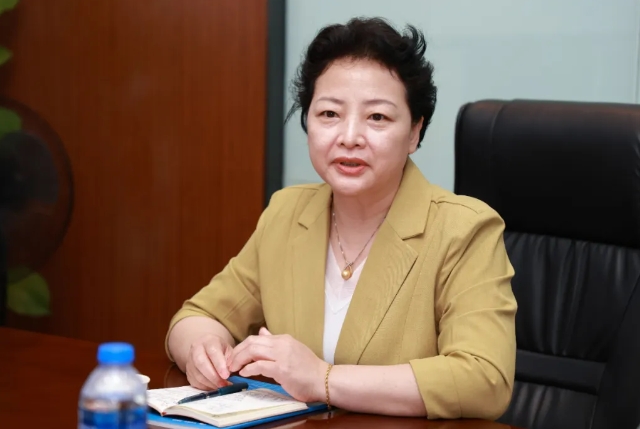 点滴爱心，点亮光明!中国华侨公益基金会领导莅临华厦眼科调研指导6.png